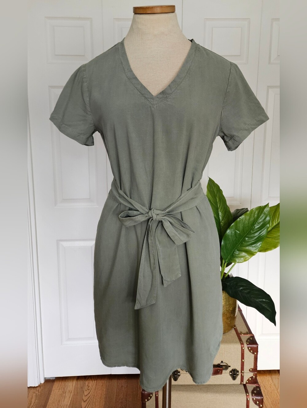 Cloth & Stone Tie Front 100% Tencel Breezy Relax Fit Mini Dress Sage Size XS